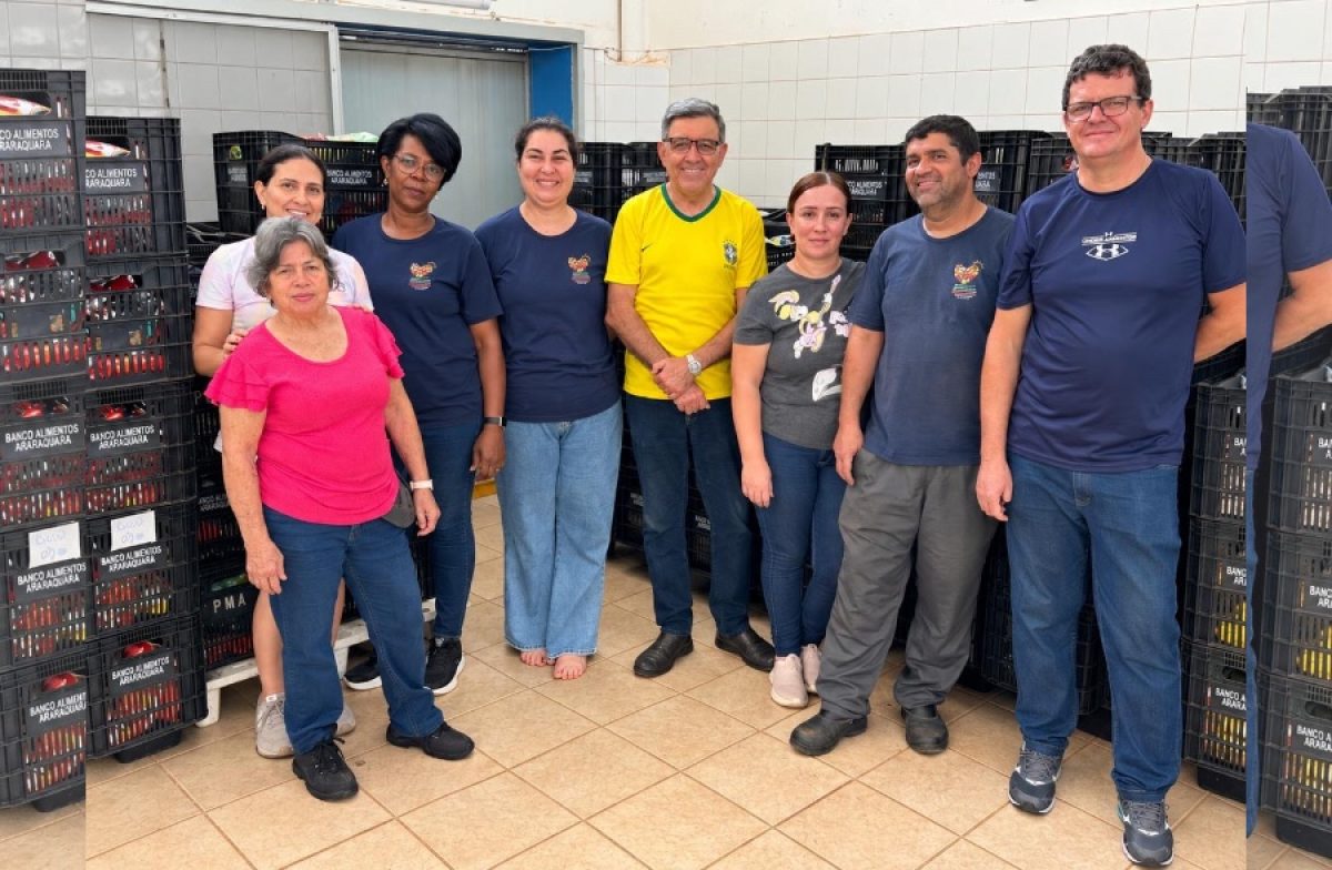 Araraquara arrecada mais de 4 toneladas de alimentos em campanha nos supermercados